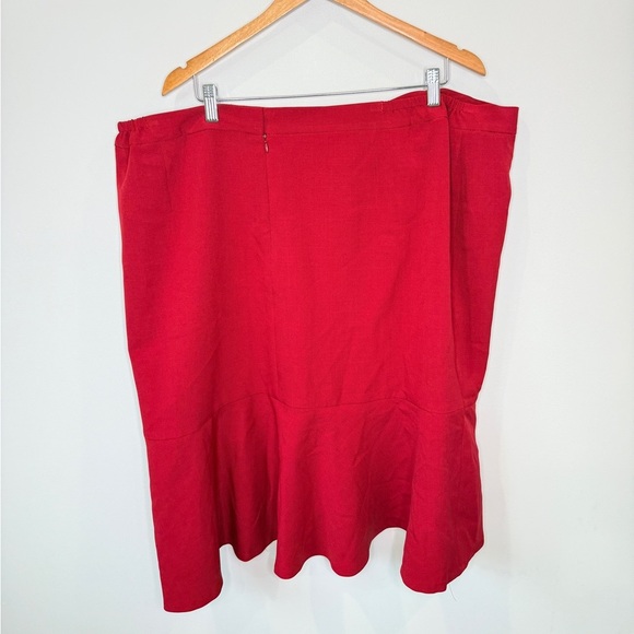 Le Suit Fire Red Plus Size Skirt (24W) - Picture 3 of 6
